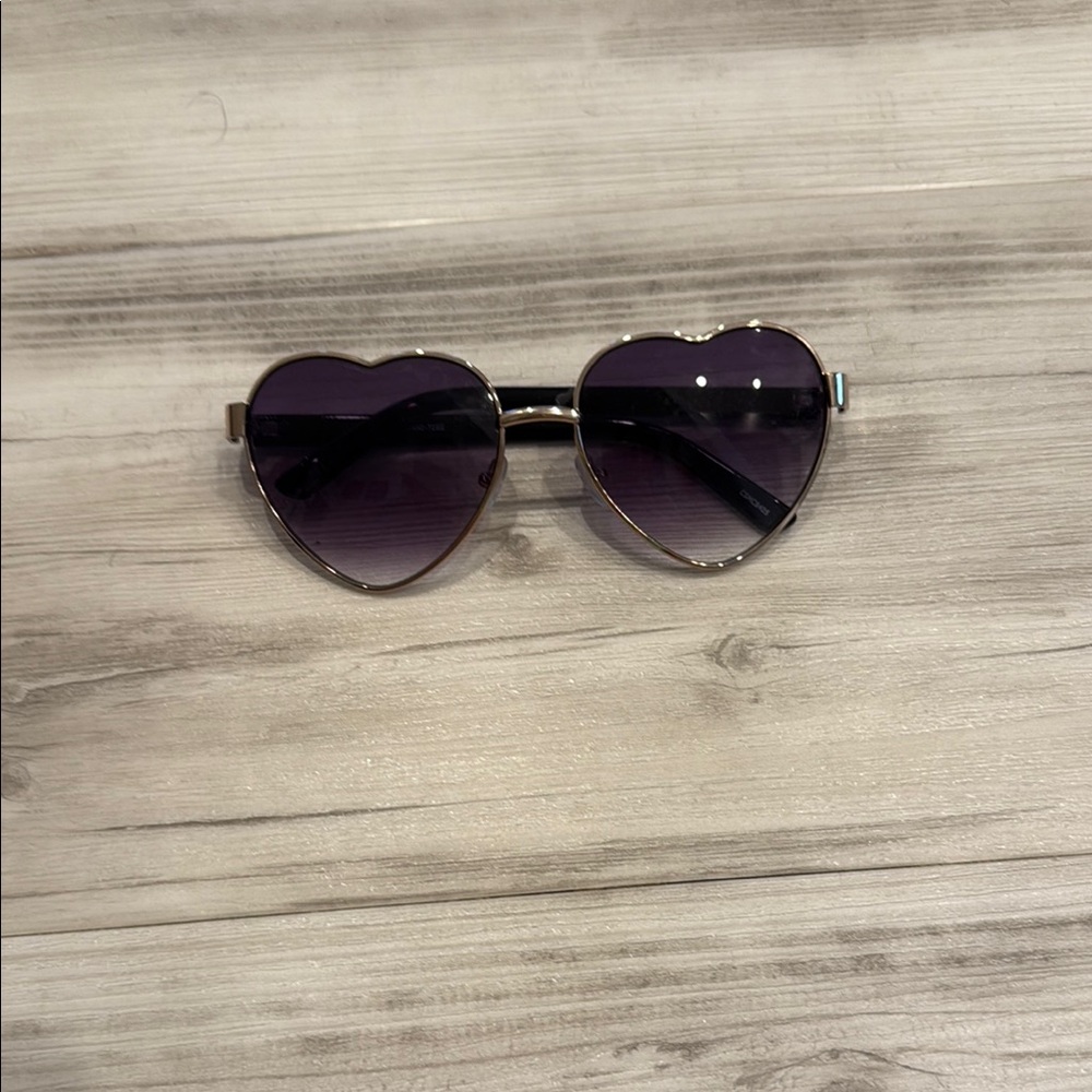 Urban Outfitters Heart-Shaped Purple Sunglasses